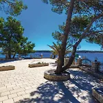 2 Bedroom Awesome In Banjol