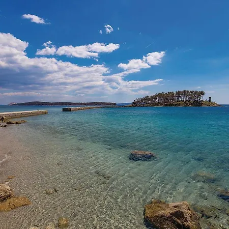 2 Bedroom Awesome In Appartamento *