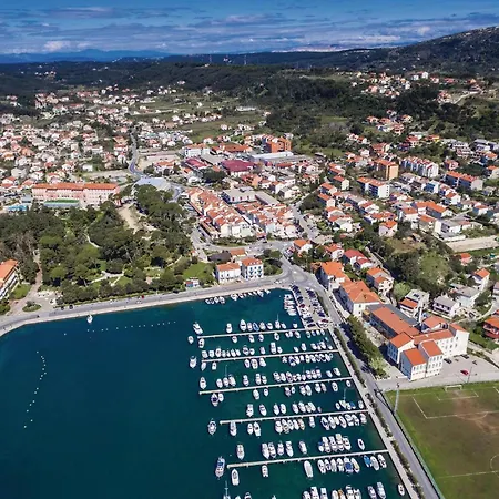 2 Bedroom Awesome In